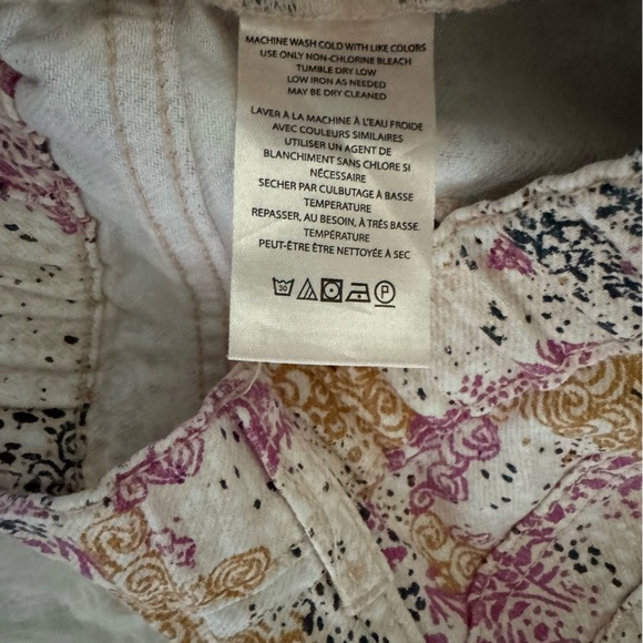 Anthro Pilcro high waist shorts in printed denim Scrunchie style Size Medium - Picture 11 of 16